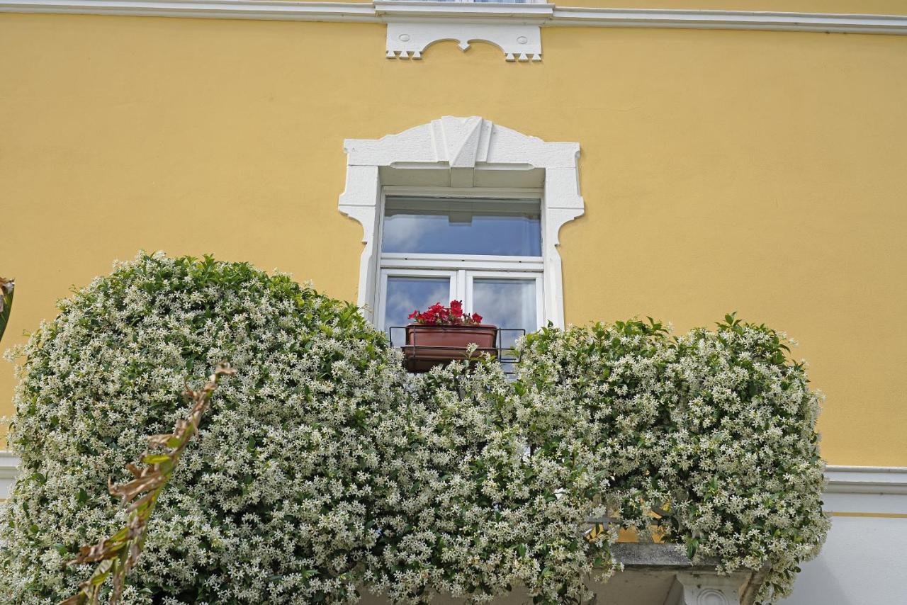 Hotel Ristorante Lepanto Salò Buitenkant foto