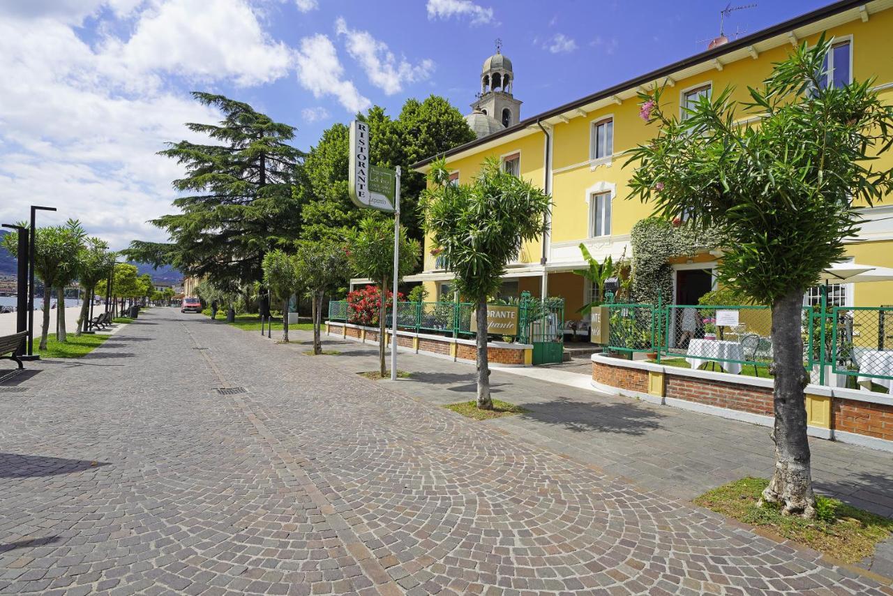Hotel Ristorante Lepanto Salò Buitenkant foto